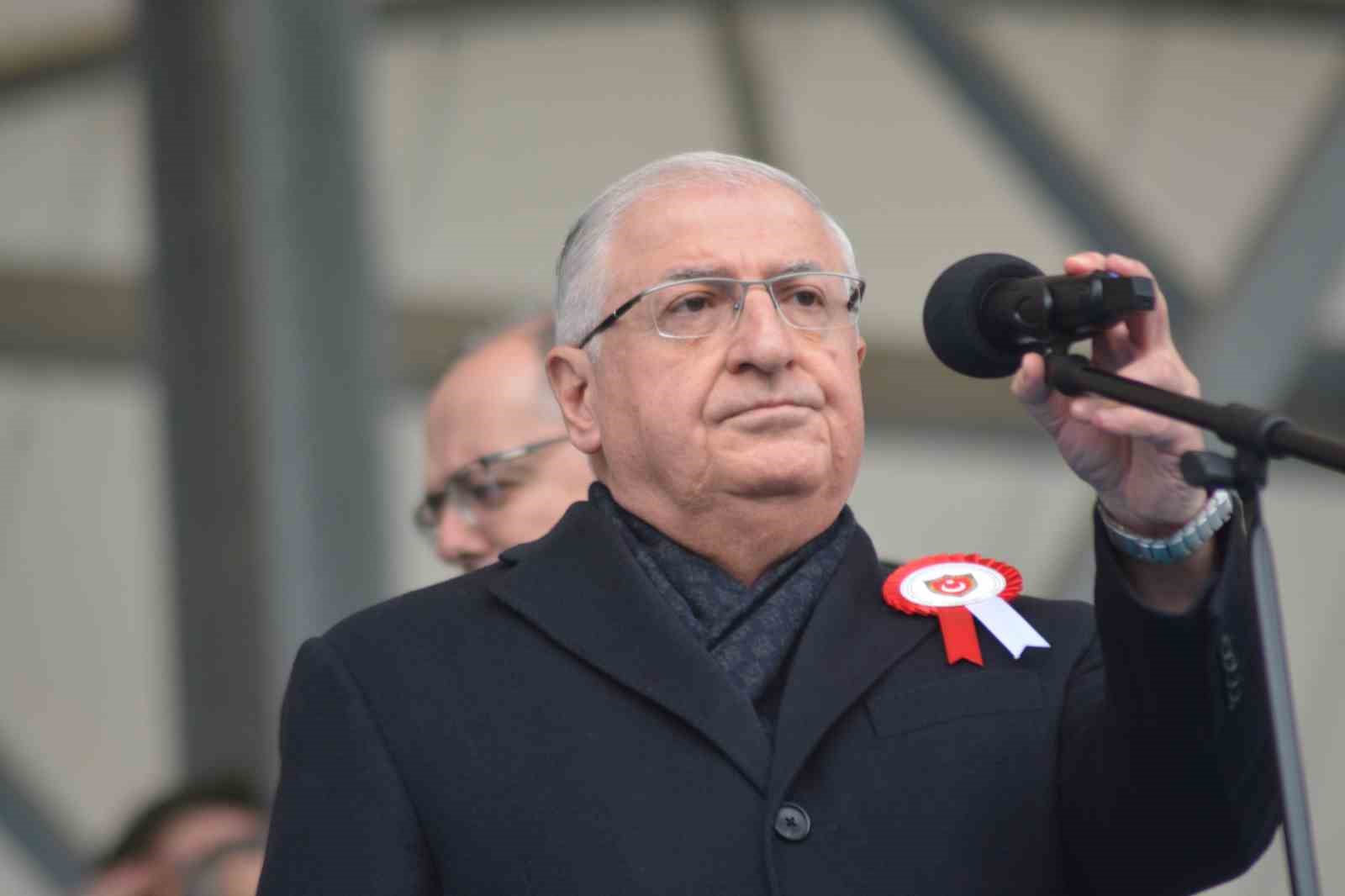 Astsubaylar mezun oldu