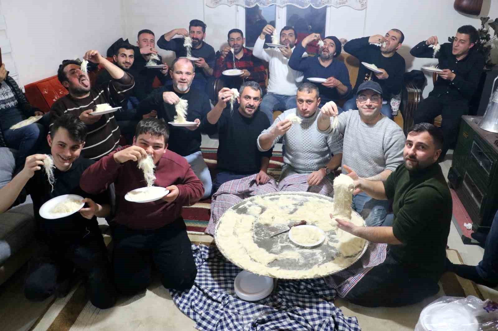 Bu helva sadece kış mevsiminde yapılıyor
