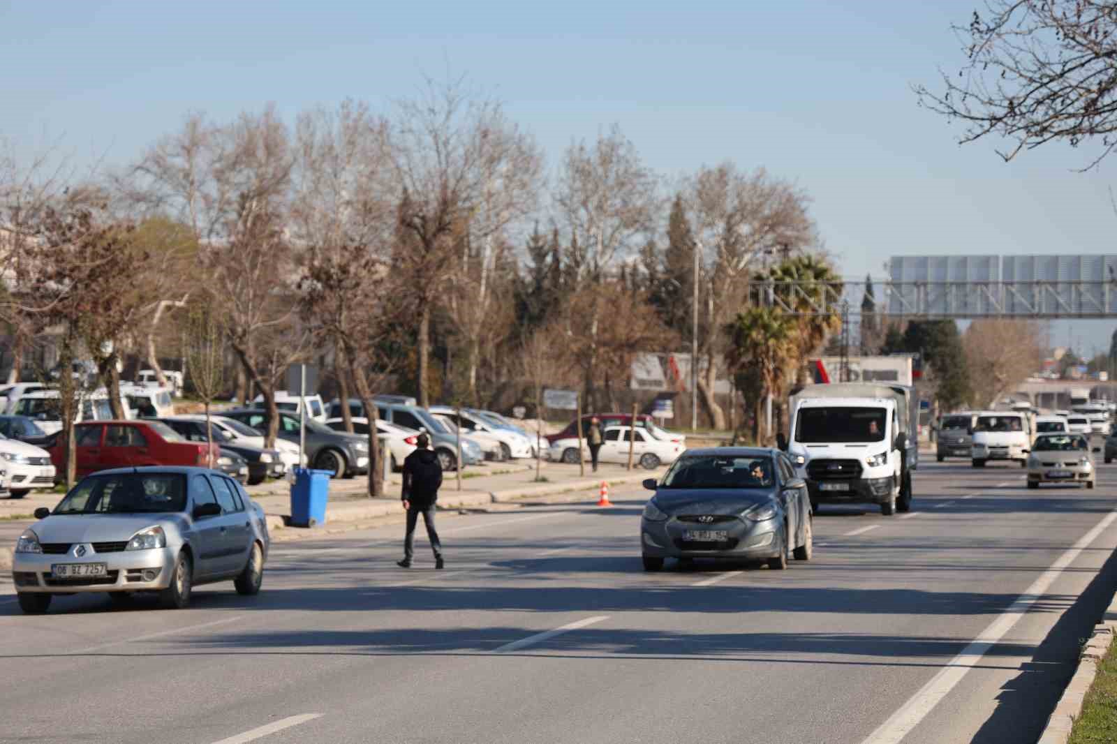 Vatandaşlar &ouml;l&uuml;m yoluna &ccedil;are istiyor
