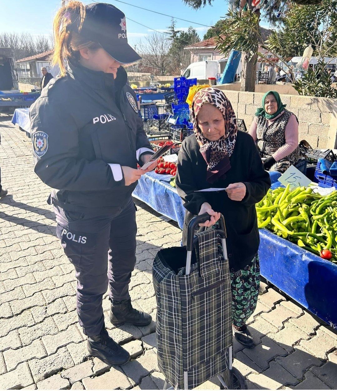 Pehlivank&ouml;y&rsquo;de vatandaşlar KADES konusunda bilgilendirildi
