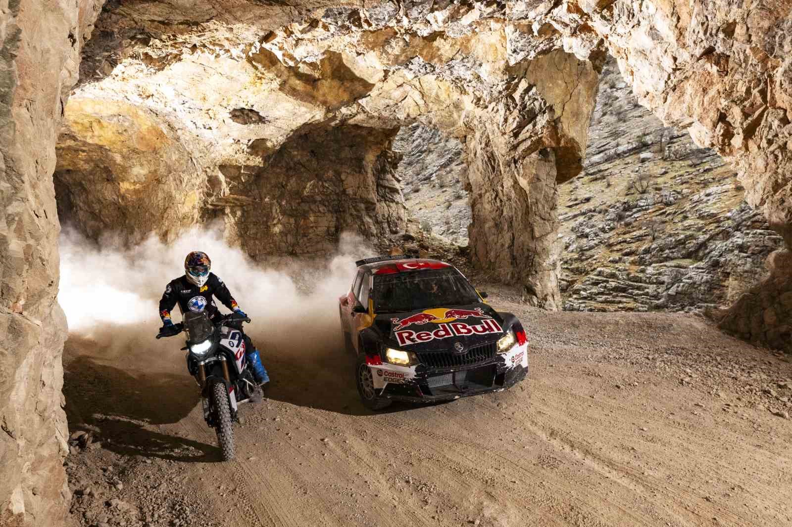 Toprak ve Ayhancan&rsquo;dan Erzincan Karanlık Kanyon&rsquo;da sıra dışı performans
