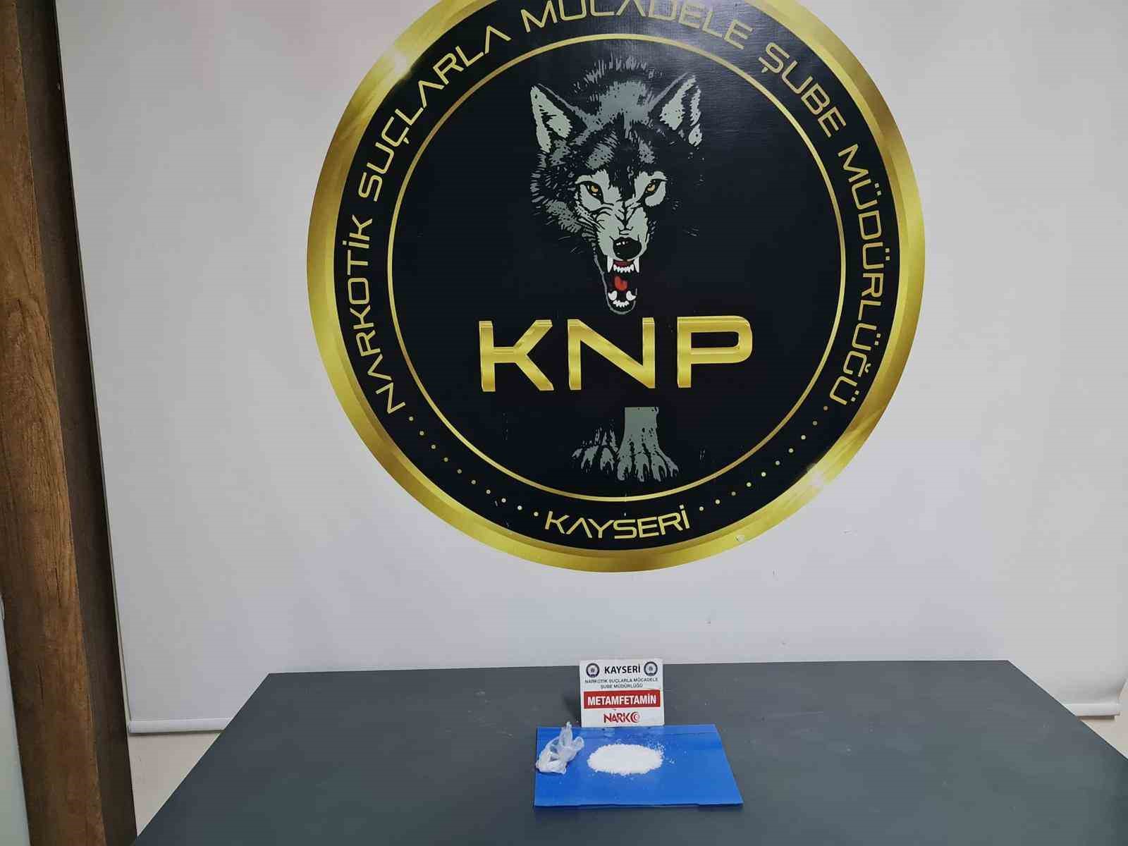 Kayseri&rsquo;de uyuşturucu operasyonu: 3 g&ouml;zaltı
