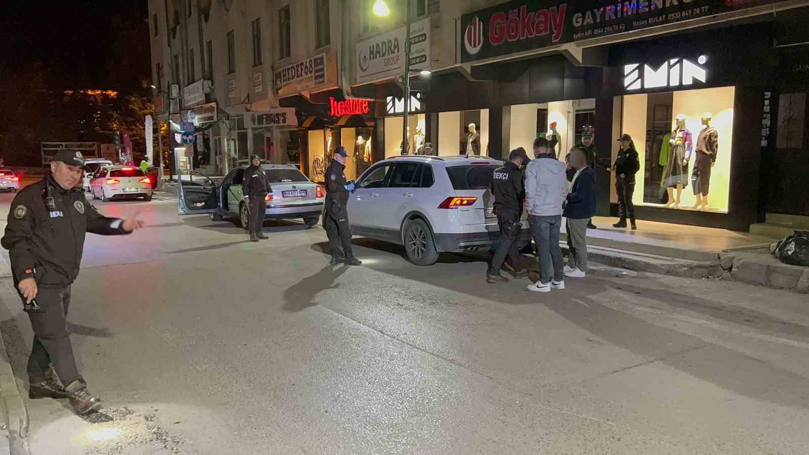 Aksaray polisinden şehir genelinde şok uygulama
