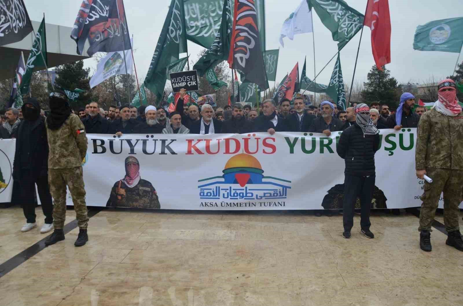 Diyarbakır’da "Büyük Kudüs Yürüyüşü” yapıldı