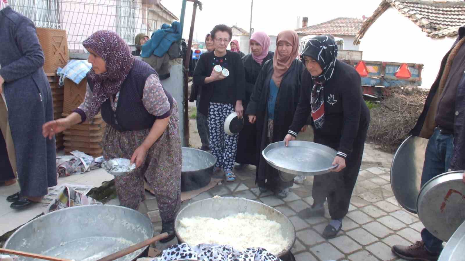 Balıkesir&rsquo;de Oğlak Parası sancak oldu
