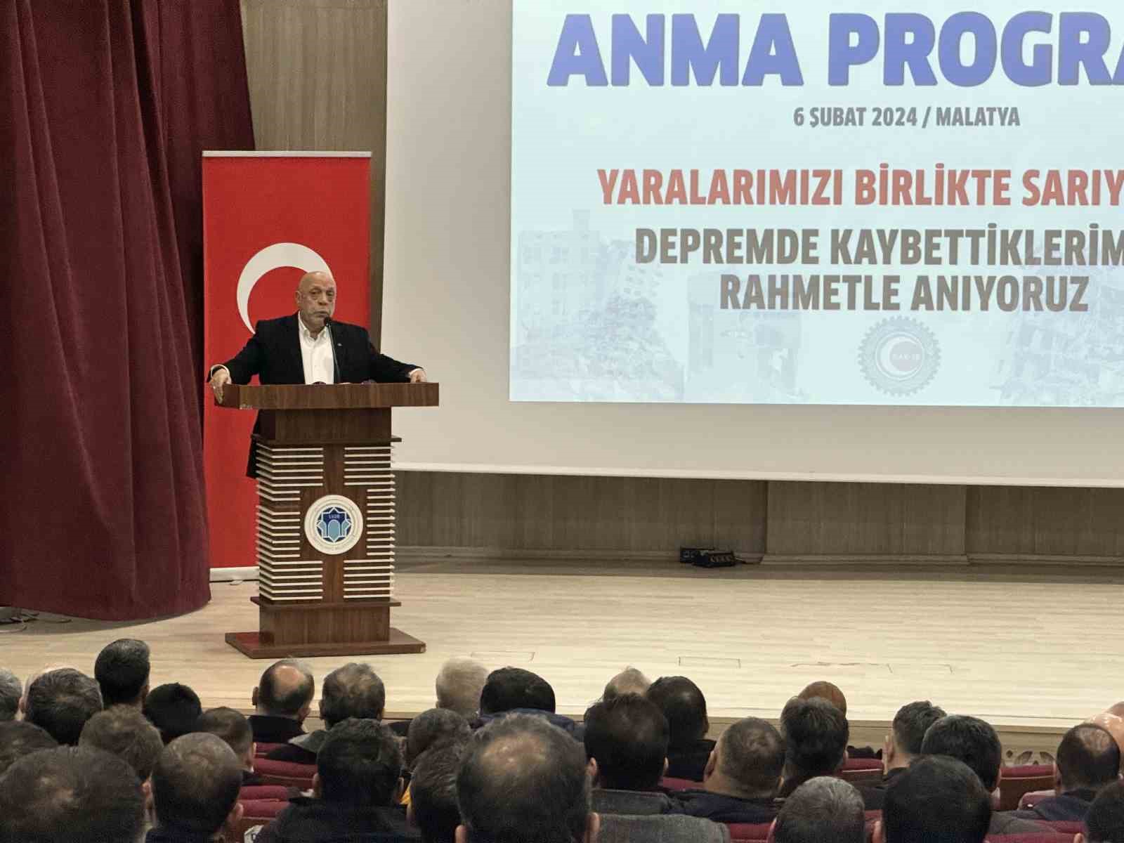 Hak-İş Genel Başkanı Arslan: &ldquo;Deprem b&ouml;lgesindeki 11 ilin coğrafi sınırları Avrupa&rsquo;daki pek &ccedil;ok &uuml;lkeden &ccedil;ok daha fazla&rdquo;

