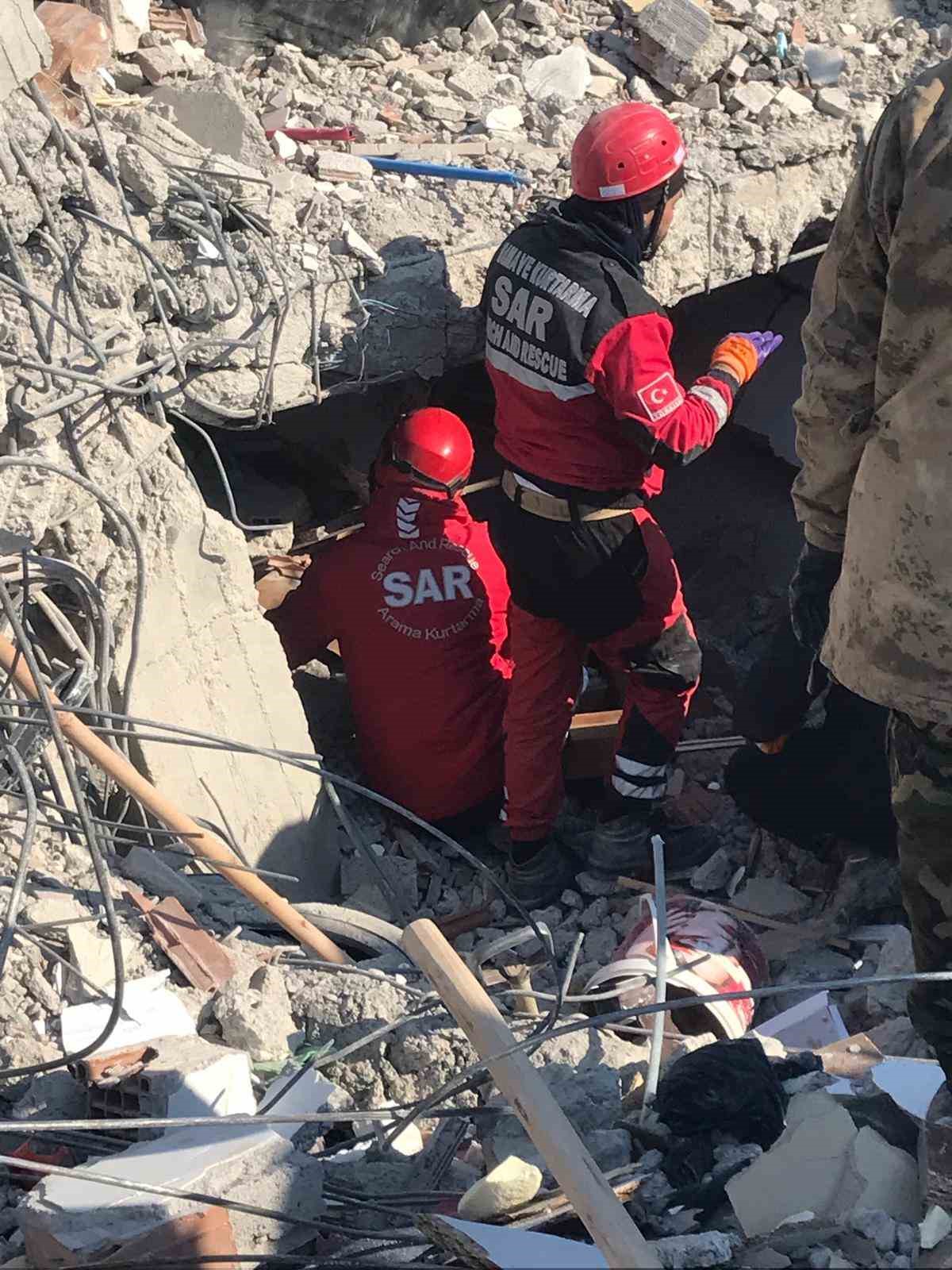 Asrın felaketinde 9 can kurtarmışlardı, o anları anlattı
