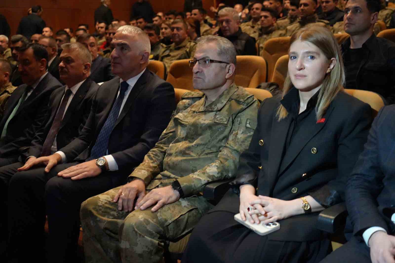 Bakan Ersoy: &ldquo;Malatya&rsquo;da toplam hasarlı bina sayısı 35 bin 907&rdquo;
