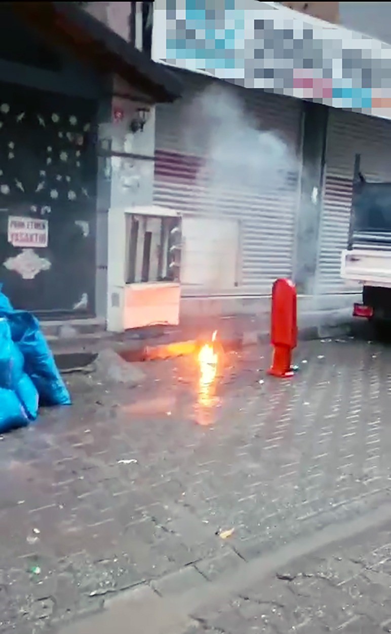 Şırnak’ta yer altında çekilen kaçak hat patlama sonucu ortaya çıktı
