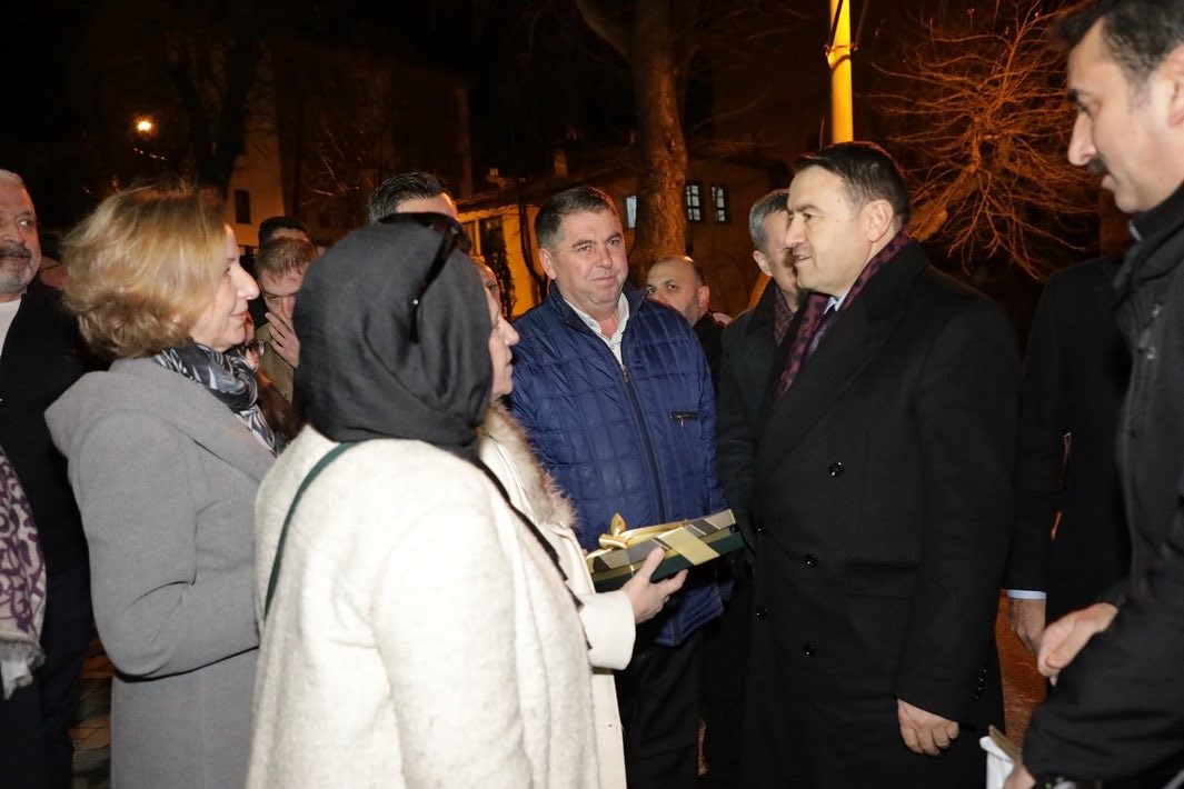 K&uuml;tahya protokol&uuml; Yeni Mahalle&rsquo;de
