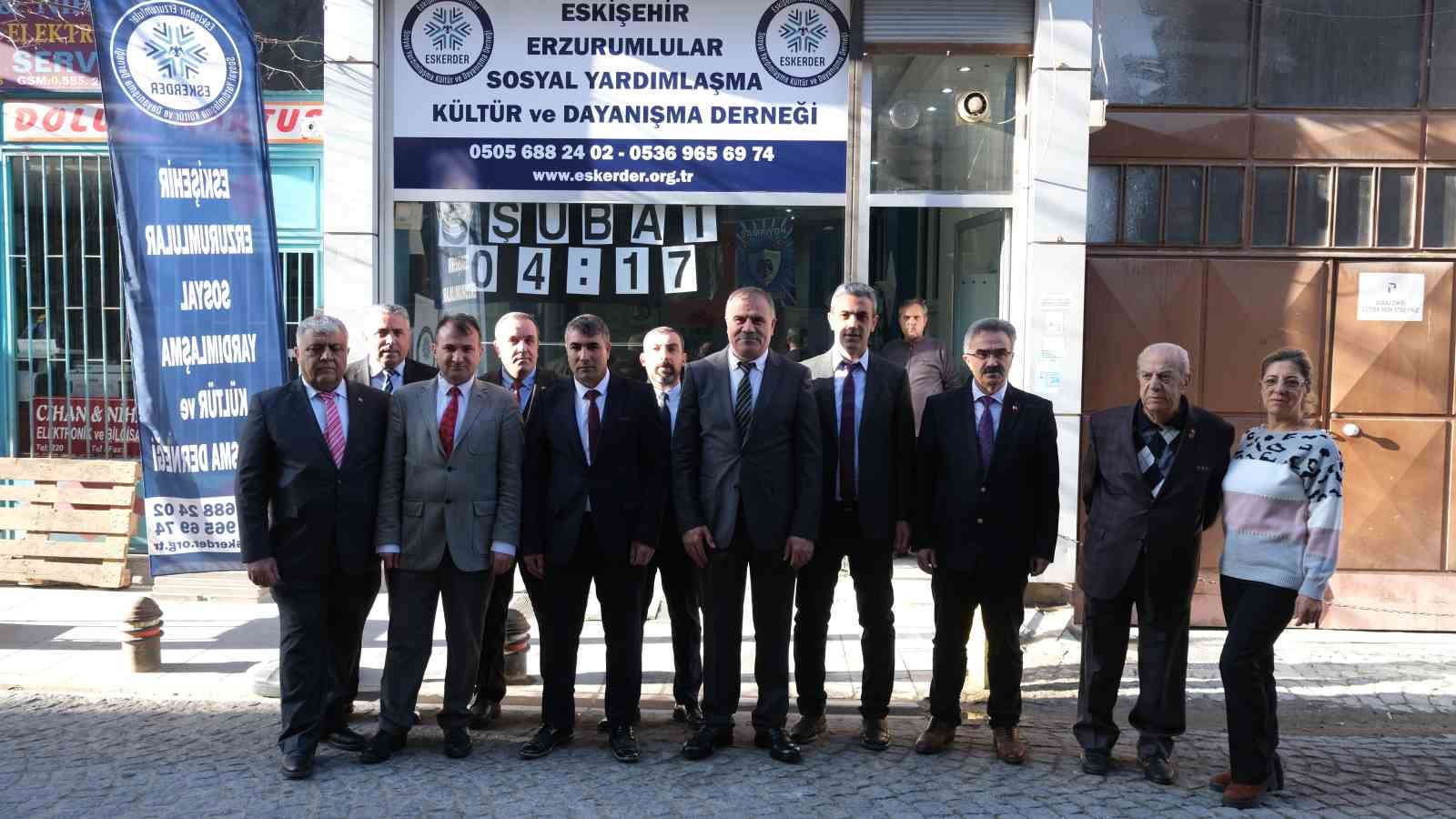Eskişehir Erzurumlular Sosyal Yardımlaşma K&uuml;lt&uuml;r ve Dayanışma Derneği &uuml;yeleri bir araya geldi

