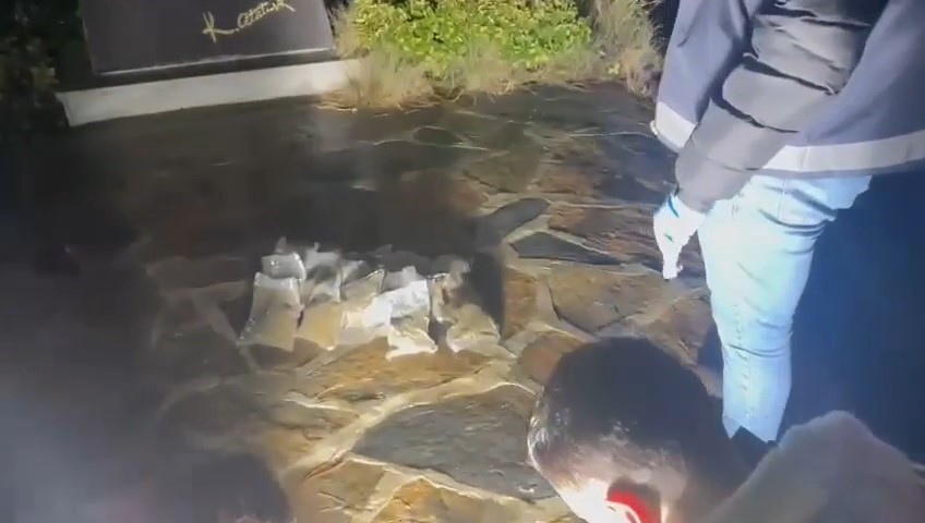 Kartal&rsquo;da uyuşturucu sevkiyatı yapan moto kurye su&ccedil;&uuml;st&uuml; yakalandı
