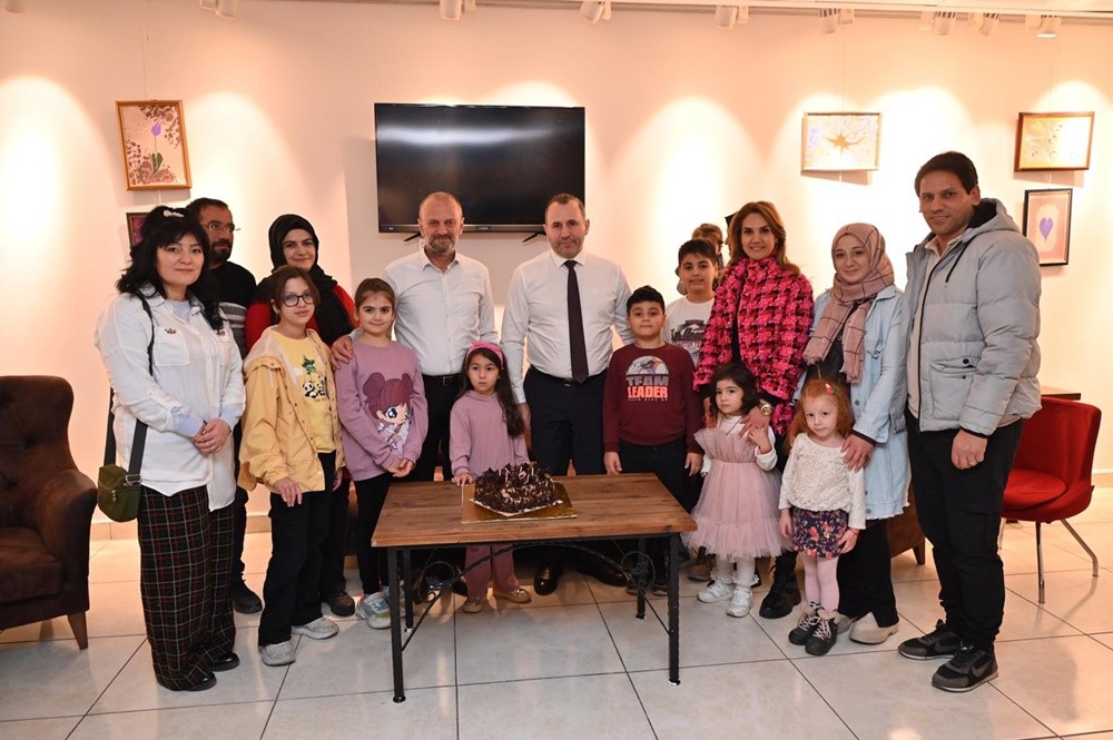 Yalova&rsquo;da depremzede &ccedil;ocuklar i&ccedil;in etkinlik d&uuml;zenlendi
