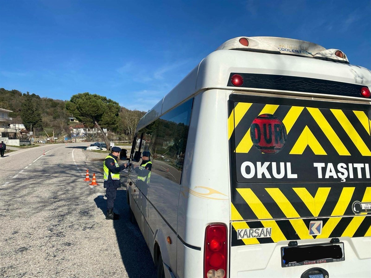 Jandarma’dan okullarda huzur denetimi