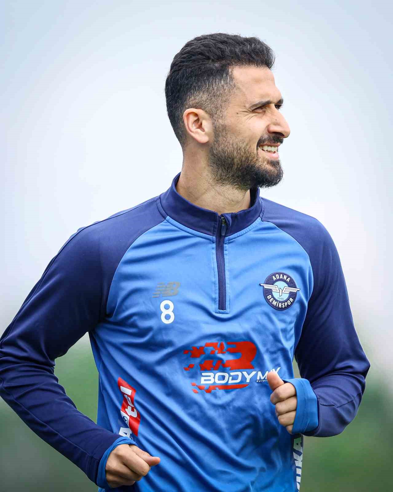 Y. Adana Demirspor, Kasımpaşa ma&ccedil;ı hazırlıklarını s&uuml;rd&uuml;rd&uuml;
