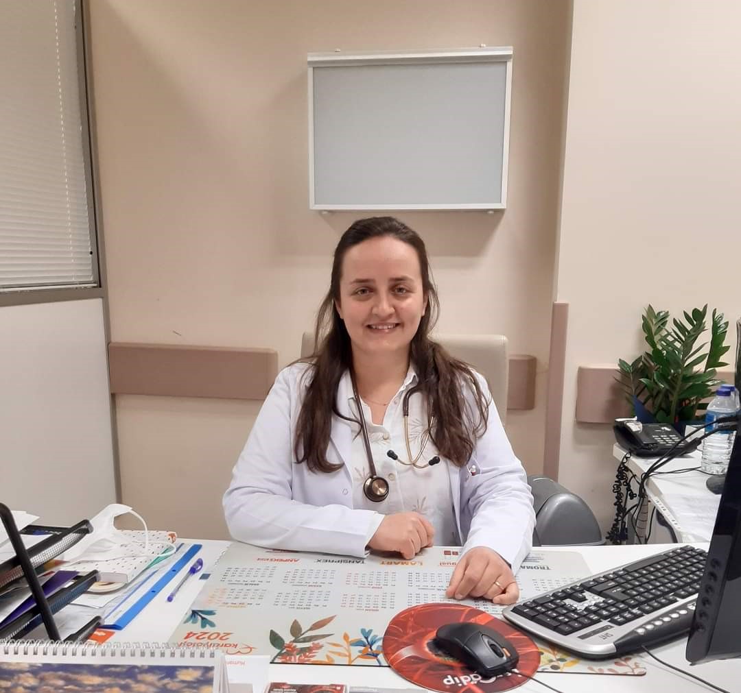 Babaeski Devlet Hastanesi’nde 2 yeni doktor hasta kabulüne başladı