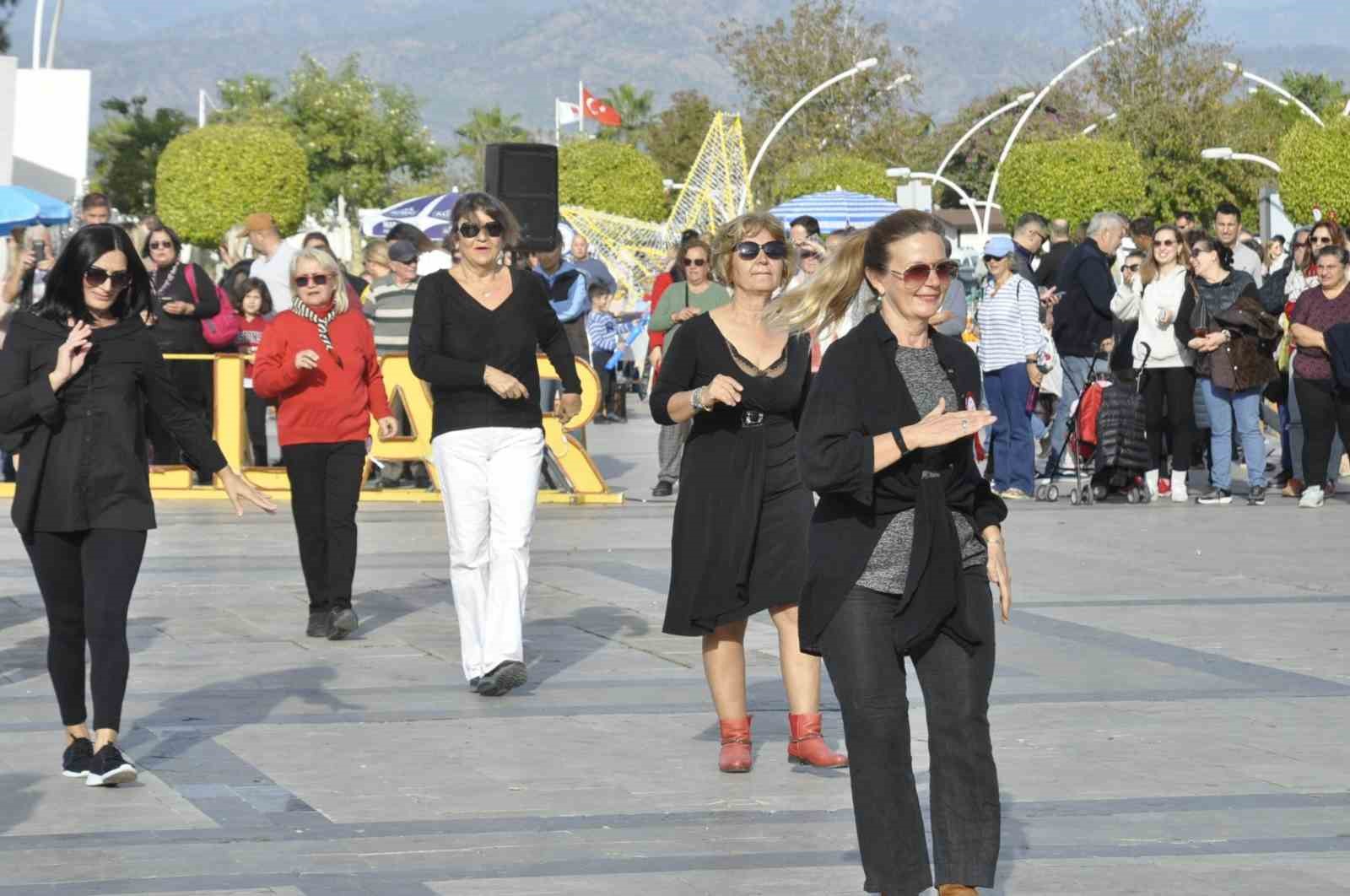 T&uuml;rkiye&rsquo;de yerleşik yabancı n&uuml;fus azalıyor
