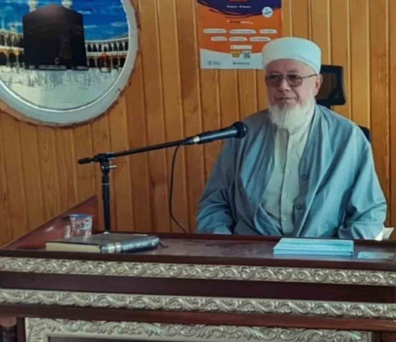 Geri giden minib&uuml;s yaşlı adamı ezdi, o anlar kameraya yansıdı
