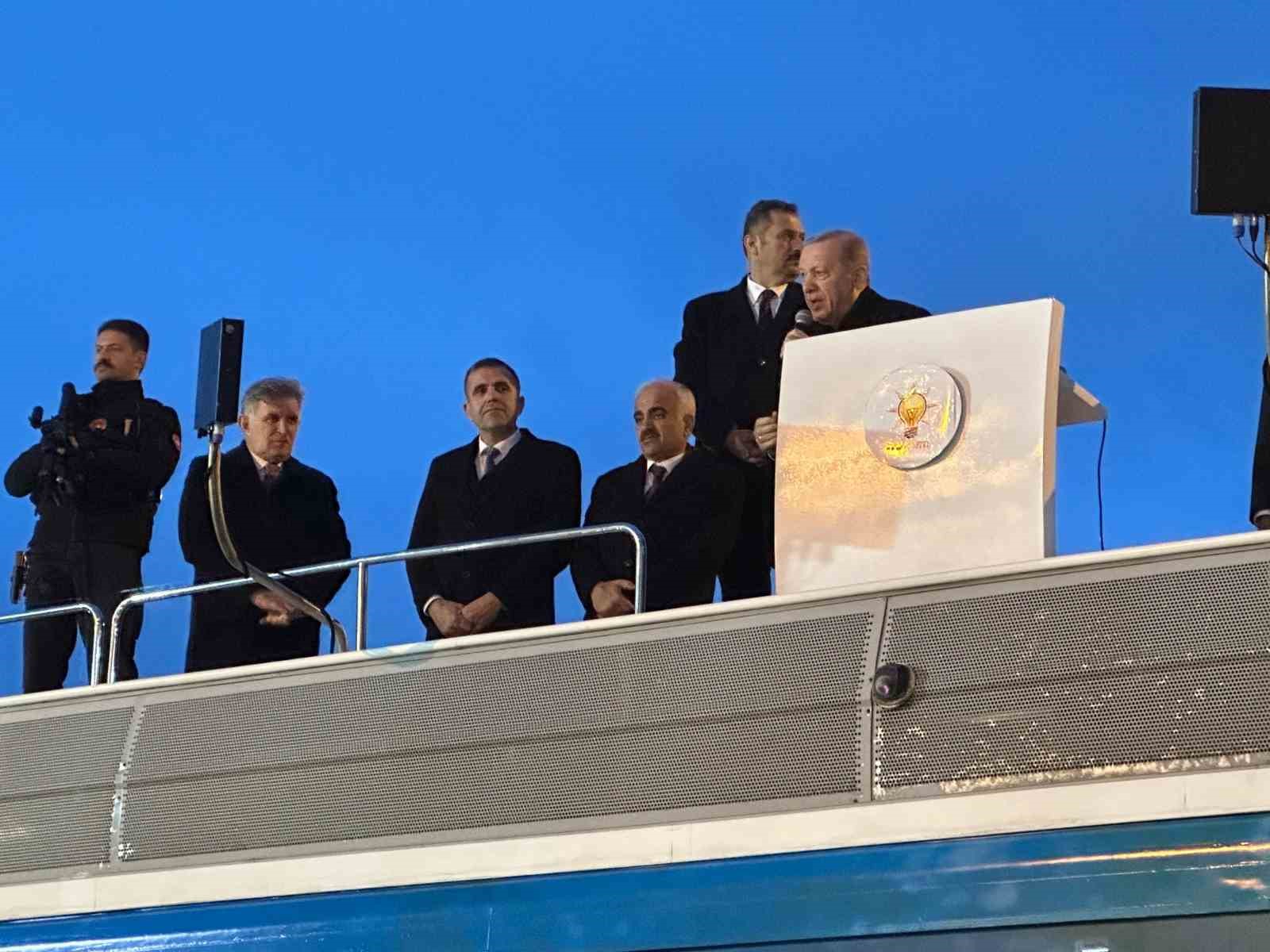 Cumhurbaşkanı Erdoğan: "Adıyaman’ı Acıyaman’a çeviren depremin izlerini teker teker siliyoruz"