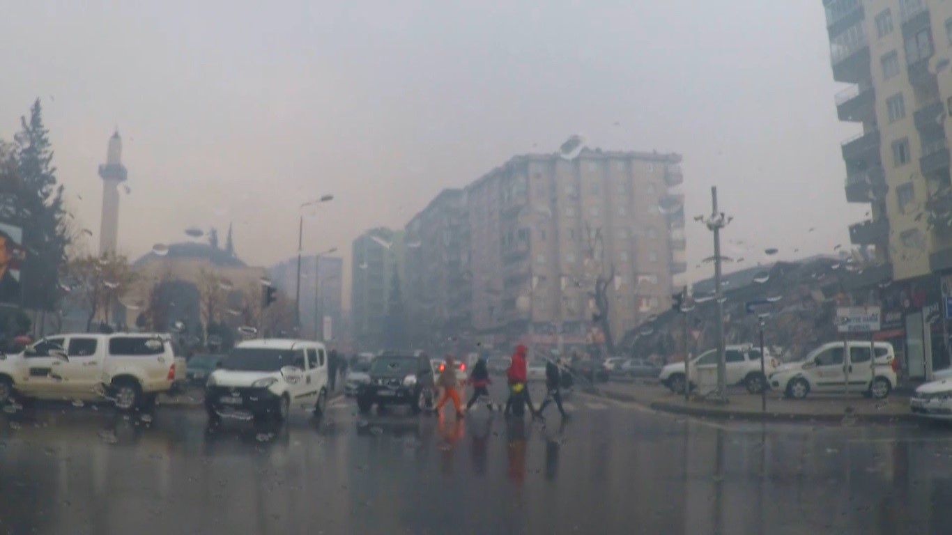 Kahramanmaraş’ta 6 Şubat depremi araç kamerasında