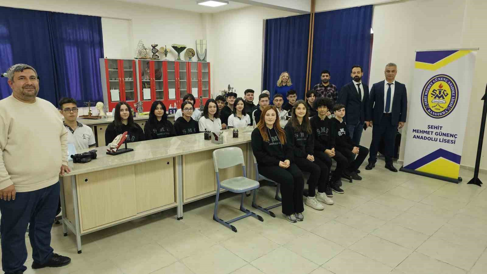 Bandırma Füze Kulübü öğrencileri Gezeravcı’yı bekliyor