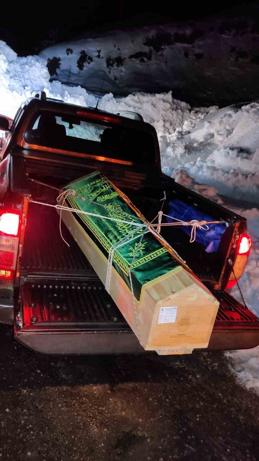 Babalarının vasiyeti &ccedil;ileye d&ouml;n&uuml;şt&uuml; 