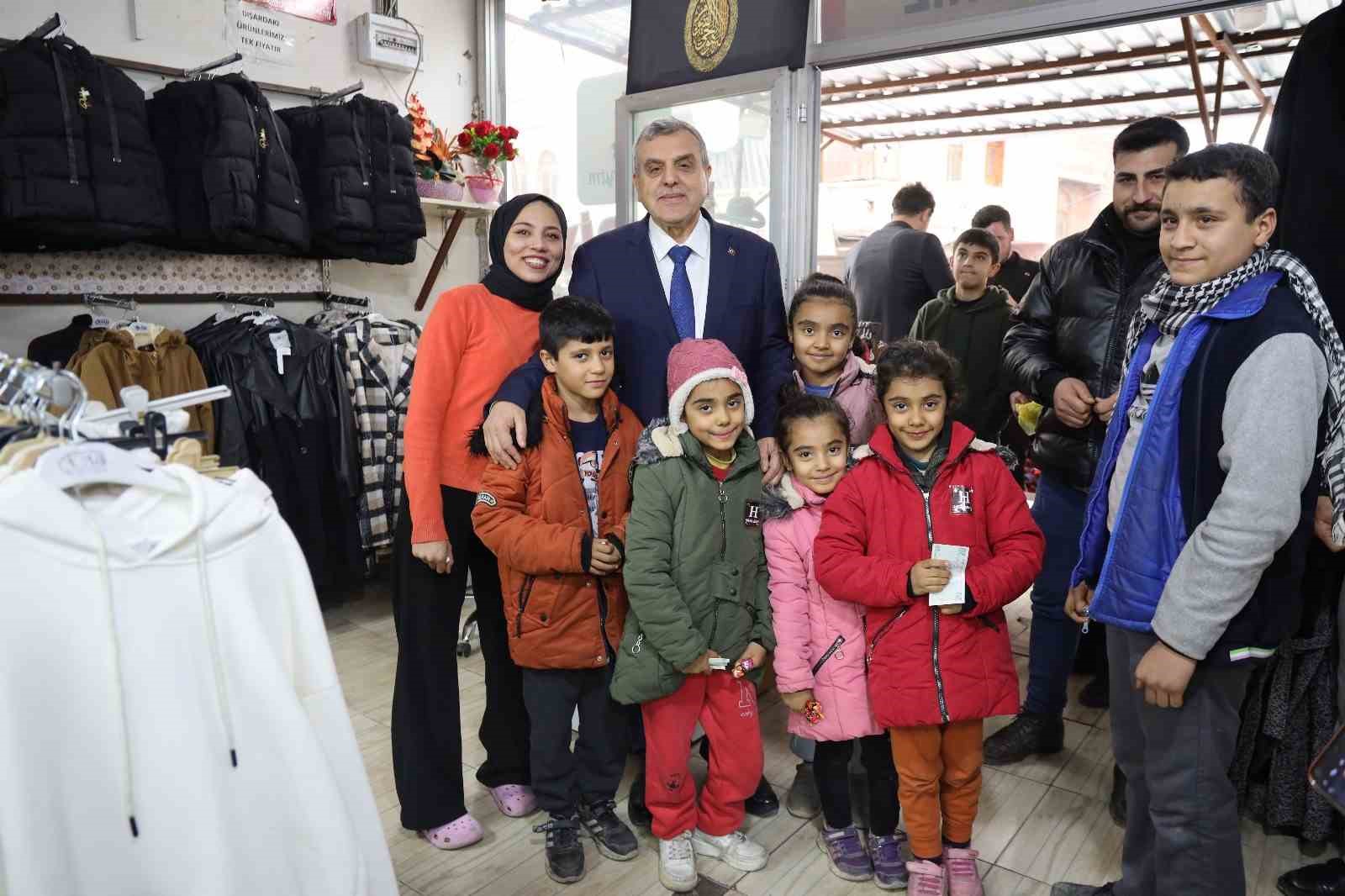 Beyazgül esnafla buluştu