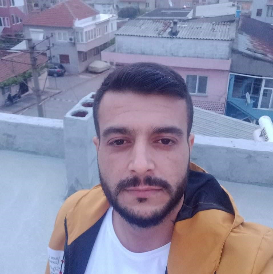 Şakir Aydın ve Tayfun Avcı&rsquo;nın, &ouml;ld&uuml;r&uuml;lmeden &ouml;nce, k&ouml;yde, cinayet olayının ş&uuml;phelileri ile alkol aldığı ortaya &ccedil;ıktı
