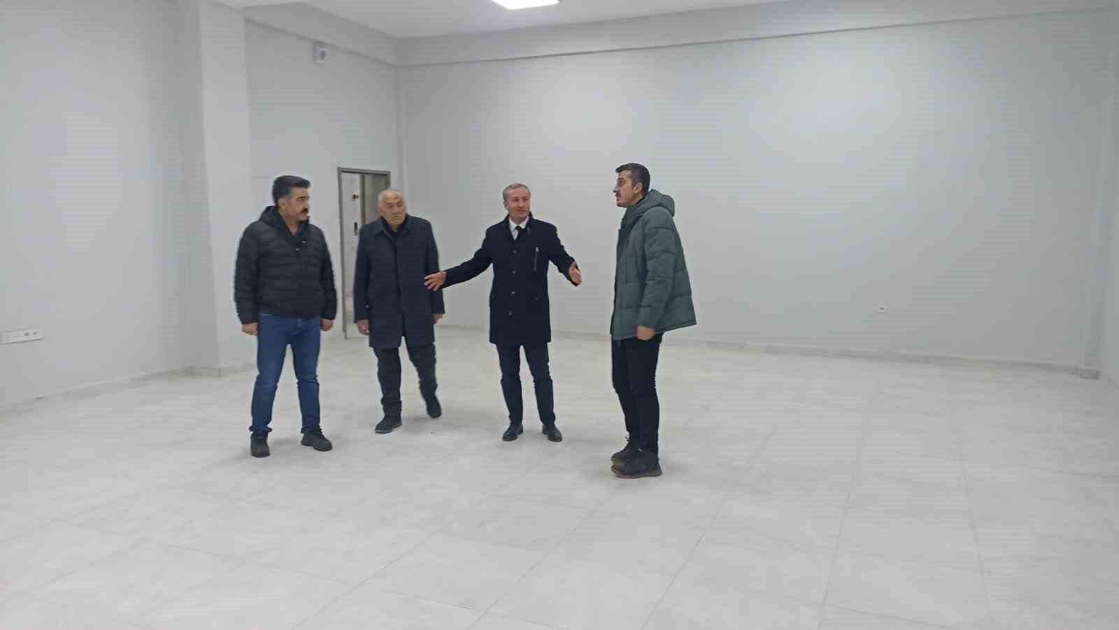 Ağrı’da hayırsever tarafından yaptırılan 16 derslikli ilkokul tamamlandı