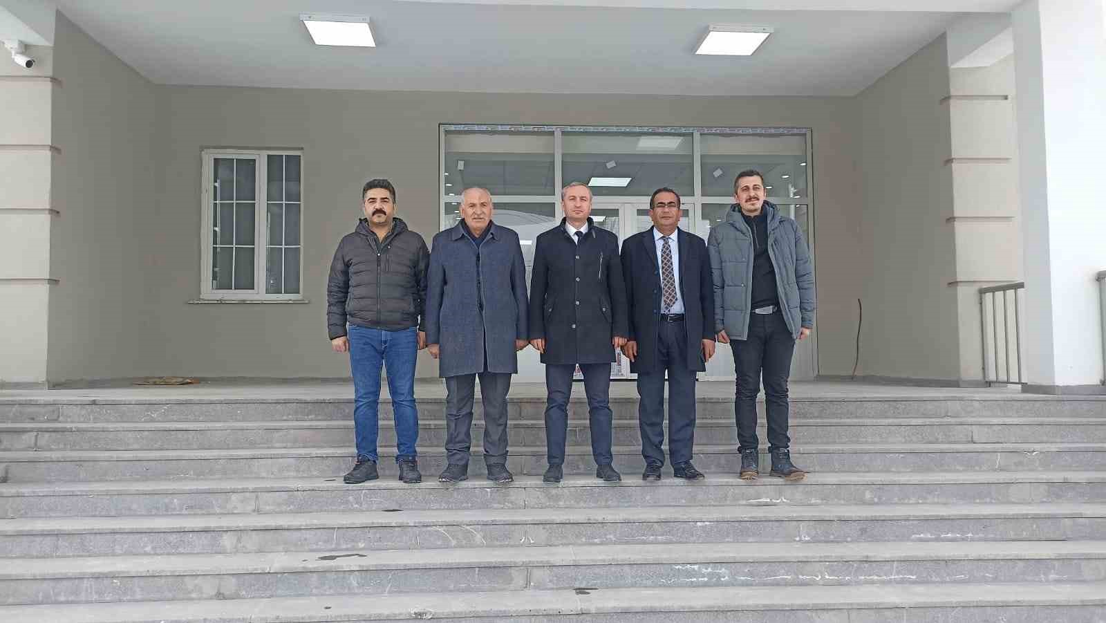 Ağrı&rsquo;da hayırsever tarafından yaptırılan 16 derslikli ilkokul tamamlandı
