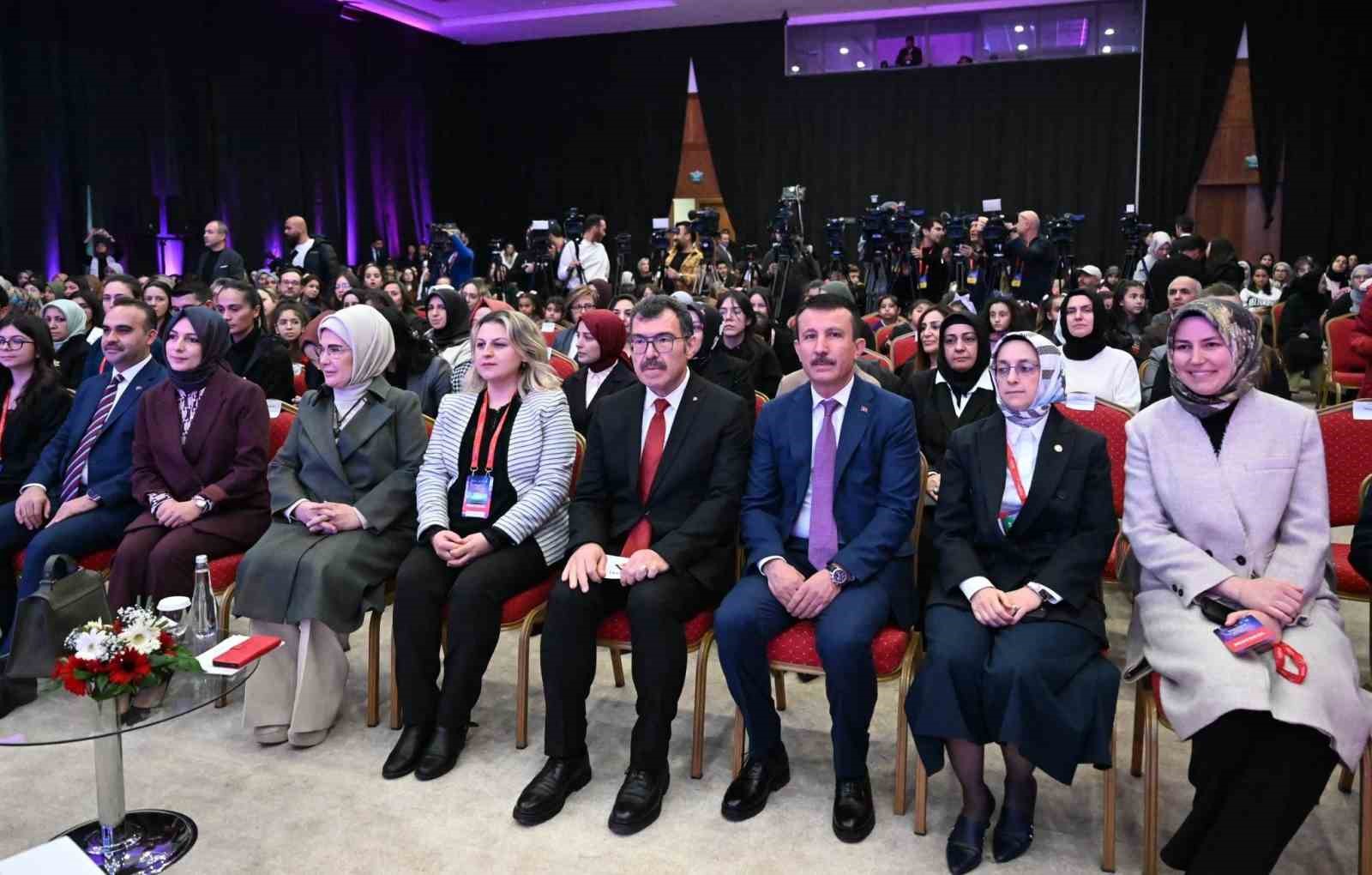 Altındağ Alev Alatlı Bilim Merkezi a&ccedil;ıldı
