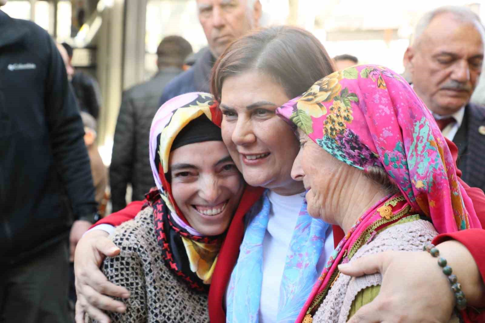 Başkan Çerçioğlu Sultanhisar’da vatandaşlarla buluştu
