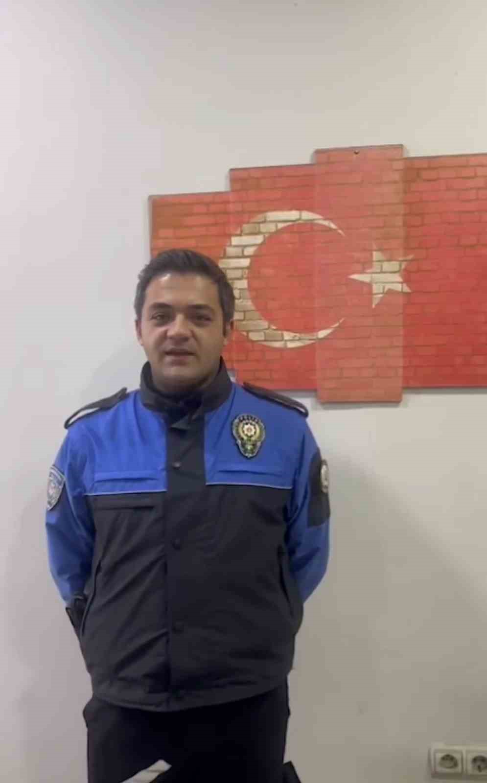 Dolandırılmaktan polisler kurtardı