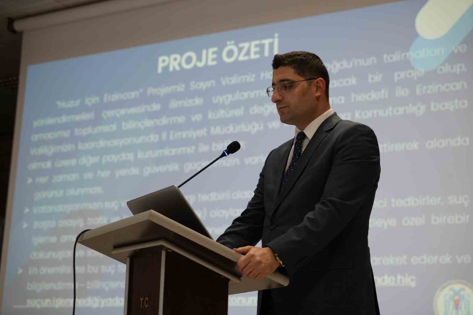 &ldquo;Huzur İ&ccedil;in Erzincan&rdquo; projesinin tanıtımı yapıldı
