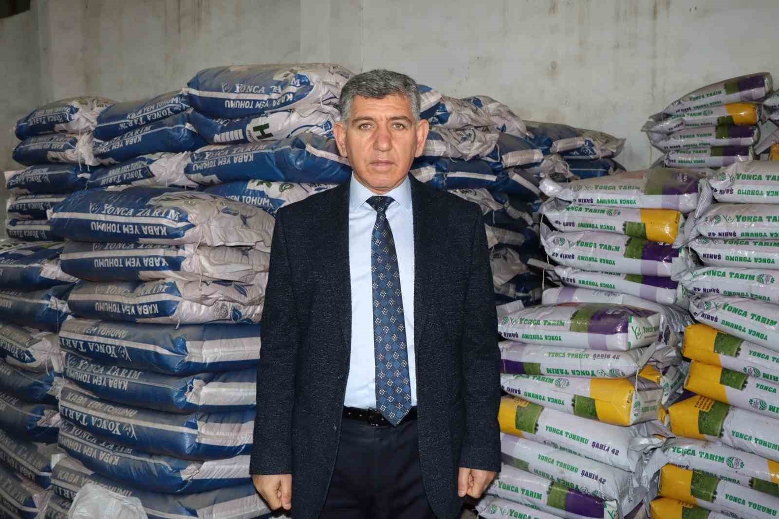 &Ccedil;it&ccedil;ilere yem bitkisi tohumu dağıtıldı
