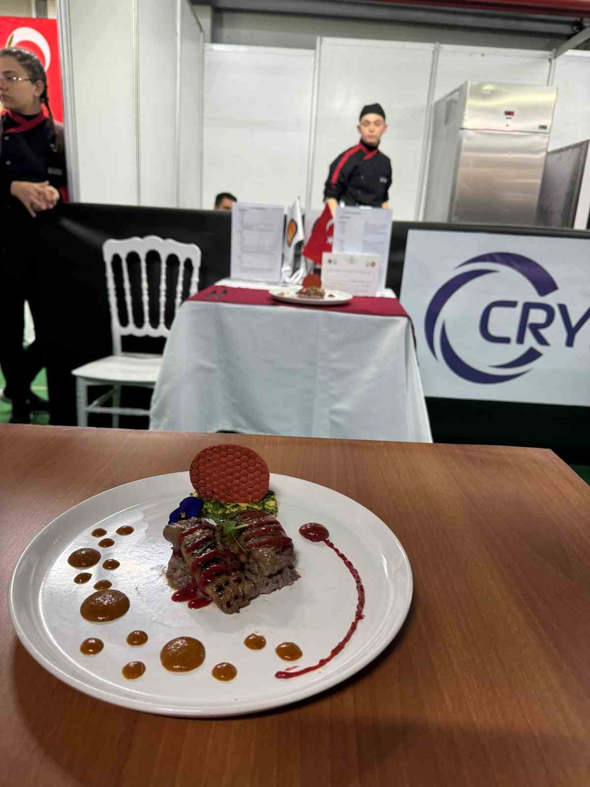 Geleceğin usta şeflerinden madalya yağmuru

