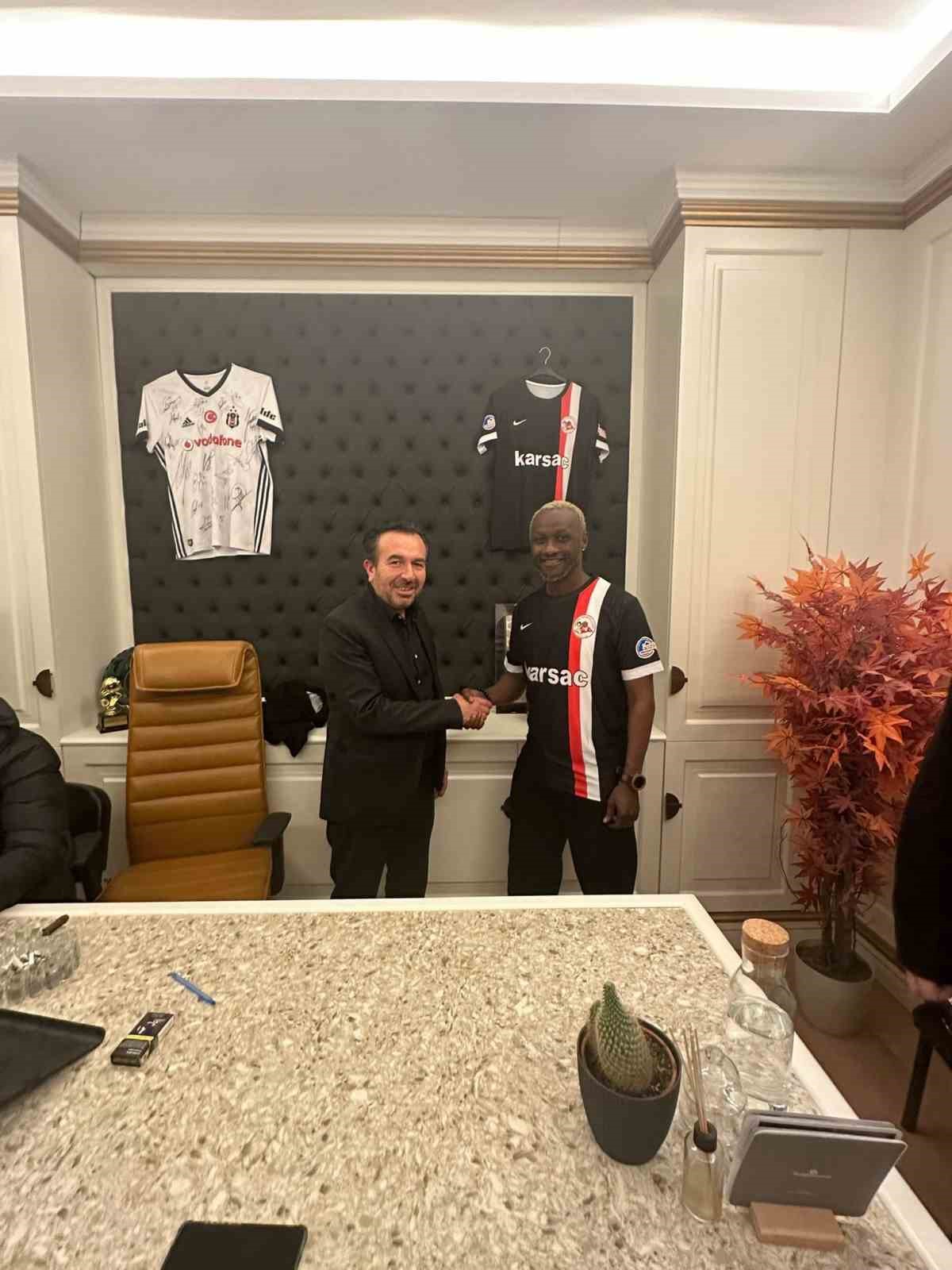 İbrahim Yattara Sivas’ta Amatör Lig takımına transfer oldu