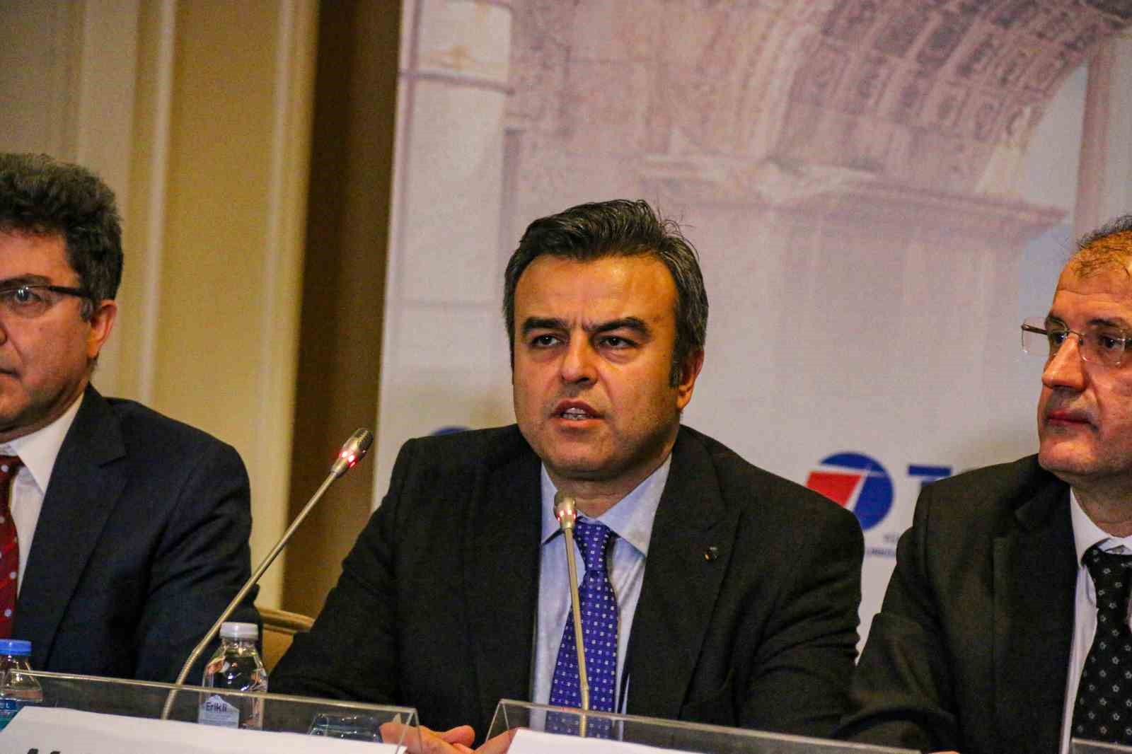 Prof. Dr. M. Koray Akkan: "Kütletme tedavisi inmeye yol açabilir"