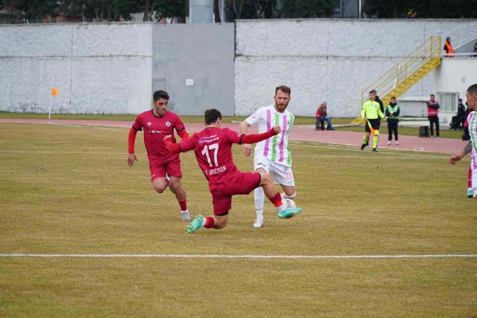 TFF 2. Lig: Isparta 32 Spor: 0 - Aksaray Belediyespor: 0
