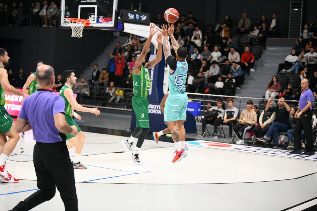 Çayırova Belediyesi, Ormanspor’u son saniye basketiyle yendi
