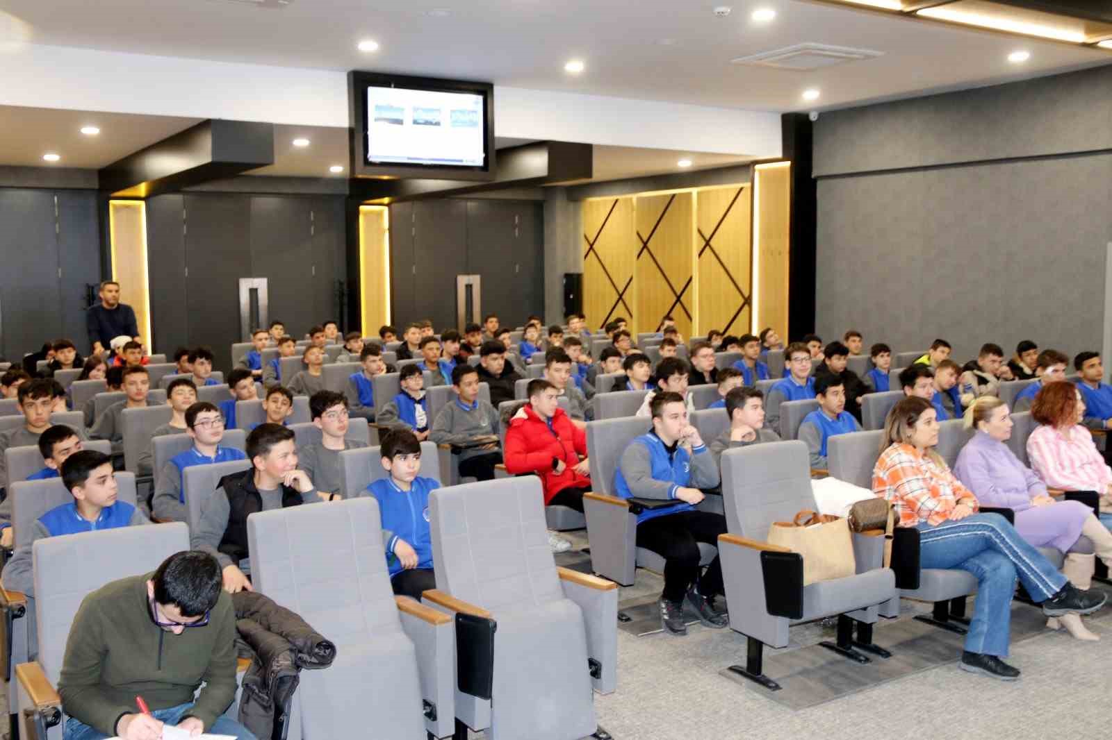 K&uuml;tahya OSB&rsquo;de &rsquo;Afet farkındalık eğitimi&rsquo; d&uuml;zenlendi
