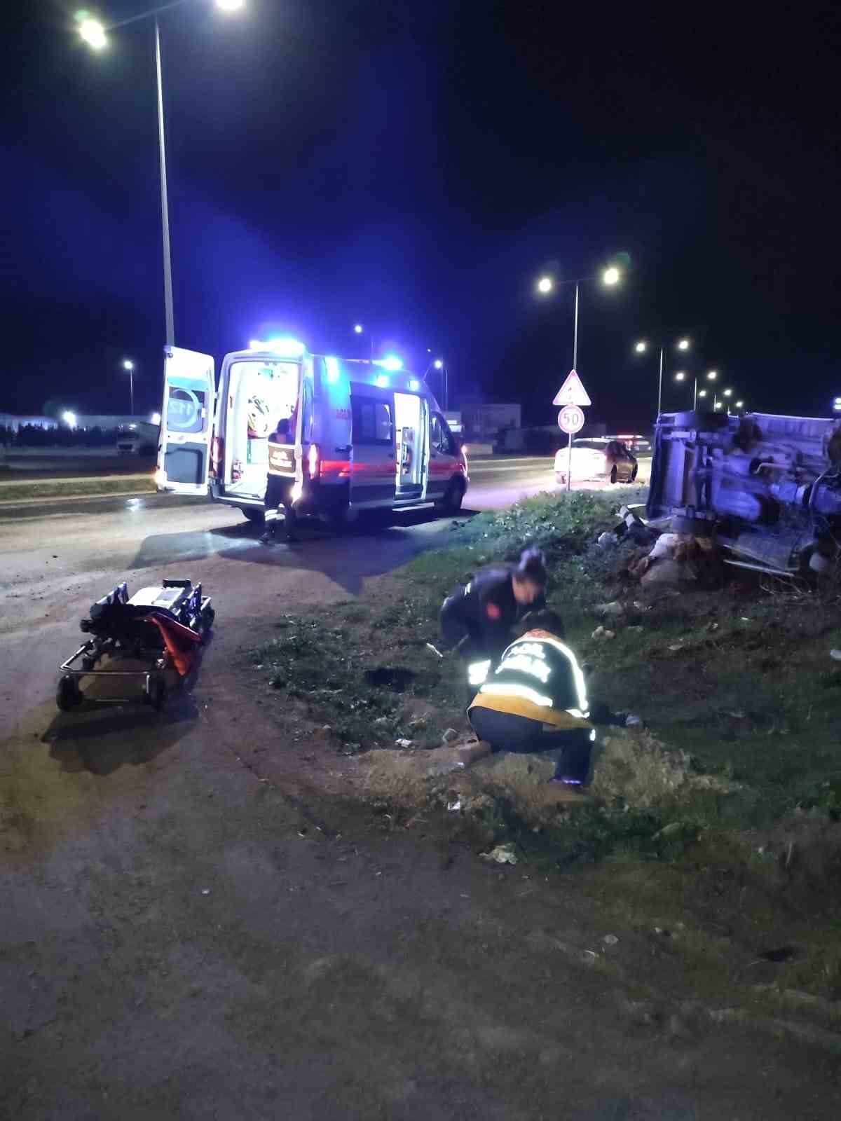 Direksiyonda uyudu: 1 yaralı
