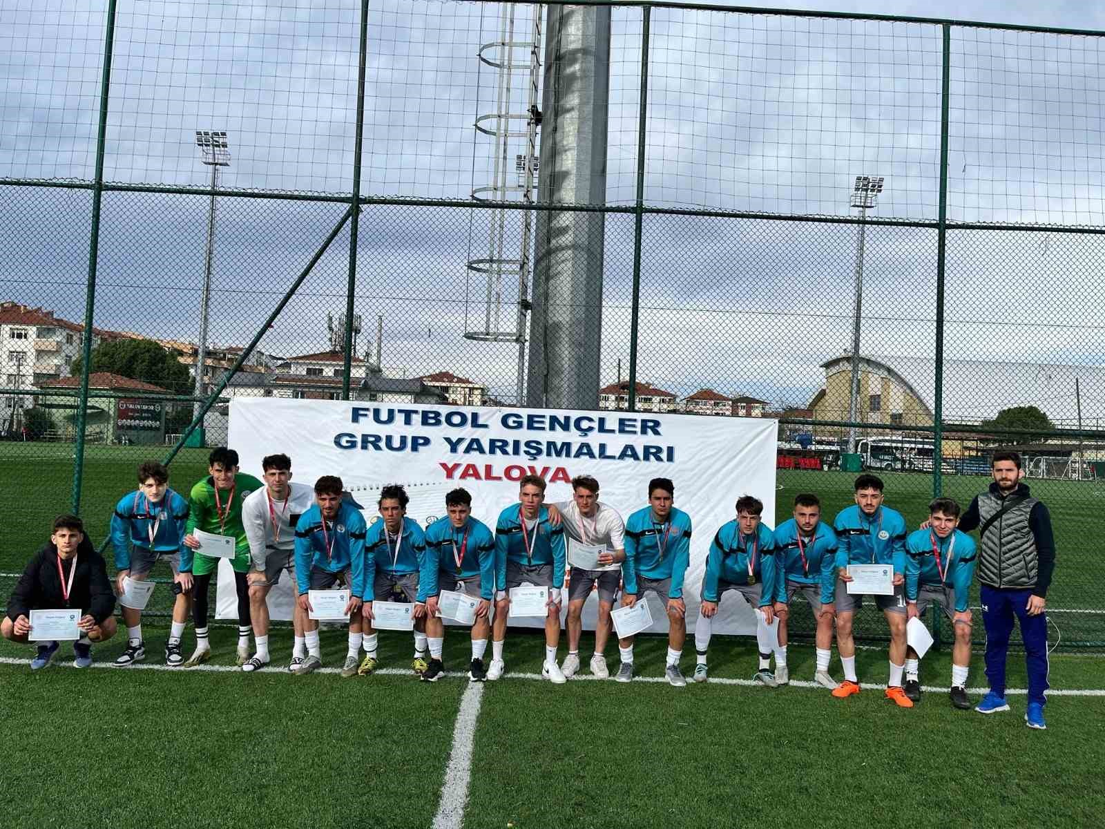 Okul Sporları Futbol Gençler Marmara Bölge Şampiyonası sona erdi
