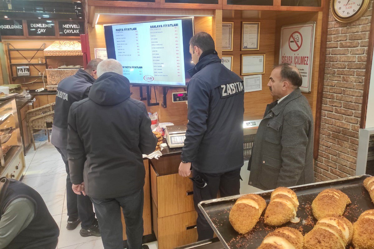 Zabıtadan unlu mamuller &uuml;retimi yapan iş yerlerine denetim
