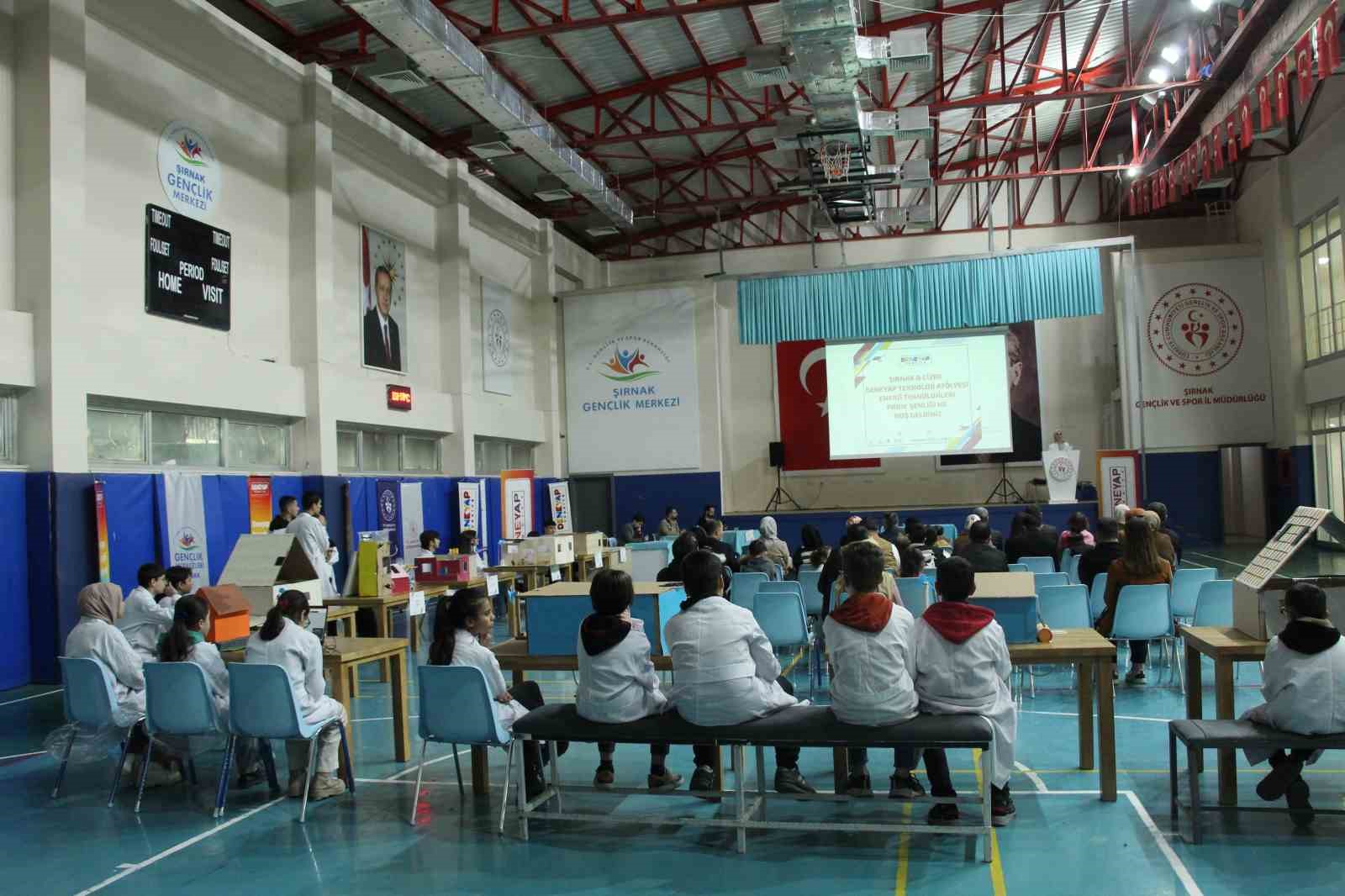 Şırnaklı &ouml;ğrenciler TEKNOFEST&rsquo;e katılmaya hazırlanıyor
