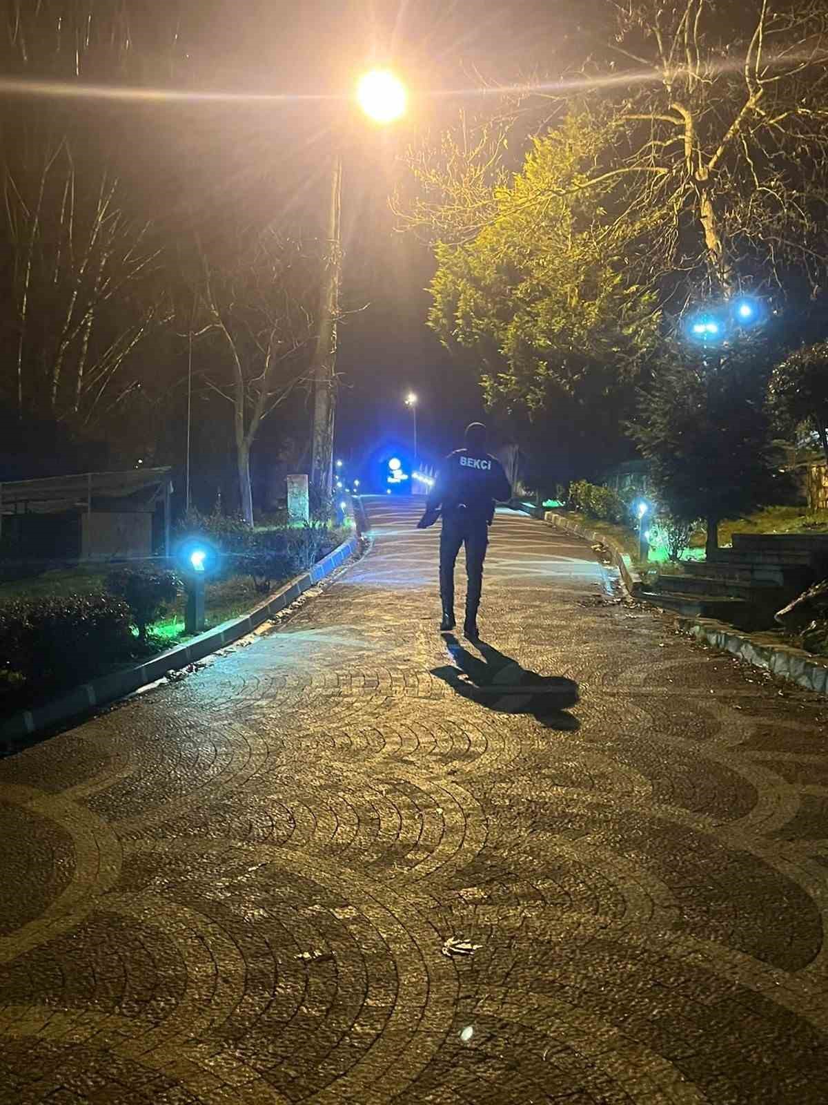 Balıkesir’de emniyet hapis cezası bulunan 25 şahsı yakaladı