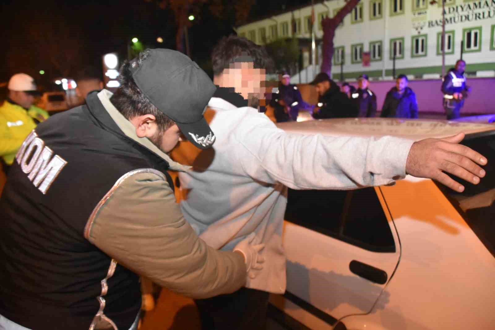 Aranan şahıslara yönelik uygulama yapıldı

