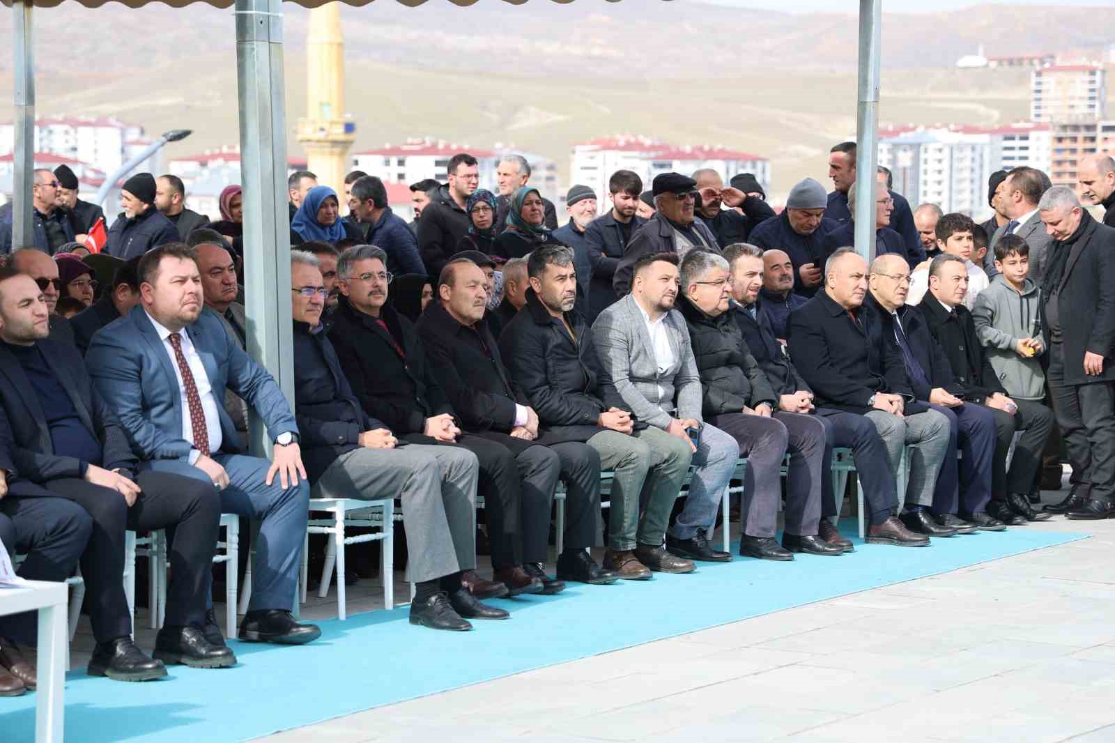 Heyecanla bekleniyordu, o park hizmete a&ccedil;ıldı
