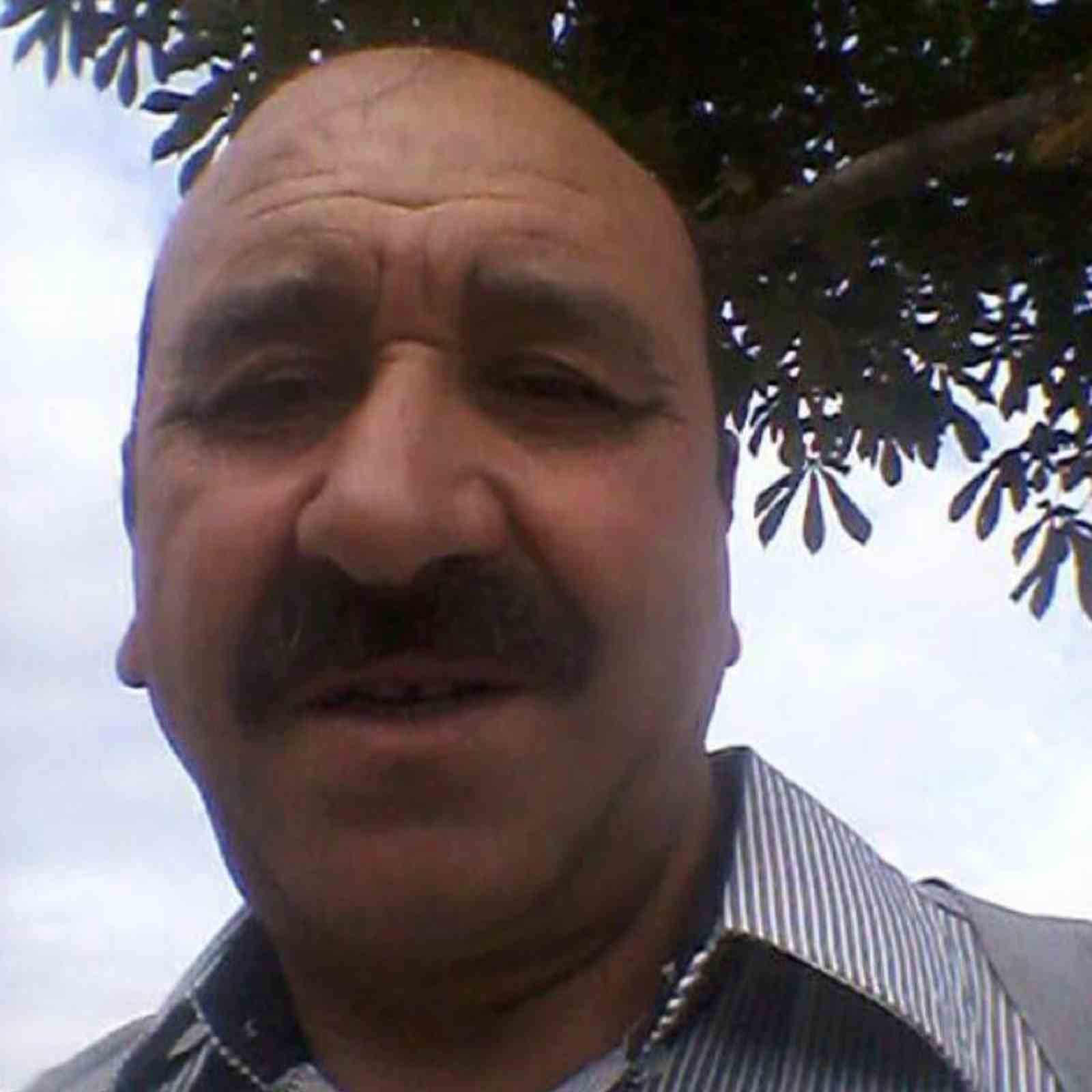 Husumetlisi olduğu d&uuml;n&uuml;r&uuml;n&uuml; t&uuml;fekle &ouml;ld&uuml;rd&uuml;
