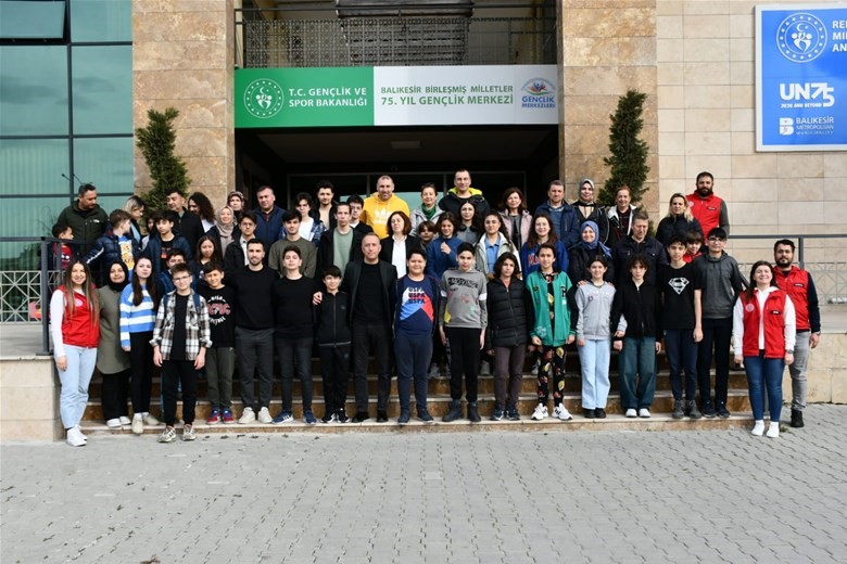 Gen&ccedil; bilim adamları &rsquo;Deneyap Proje Şenliği&rsquo;nde buluştu
